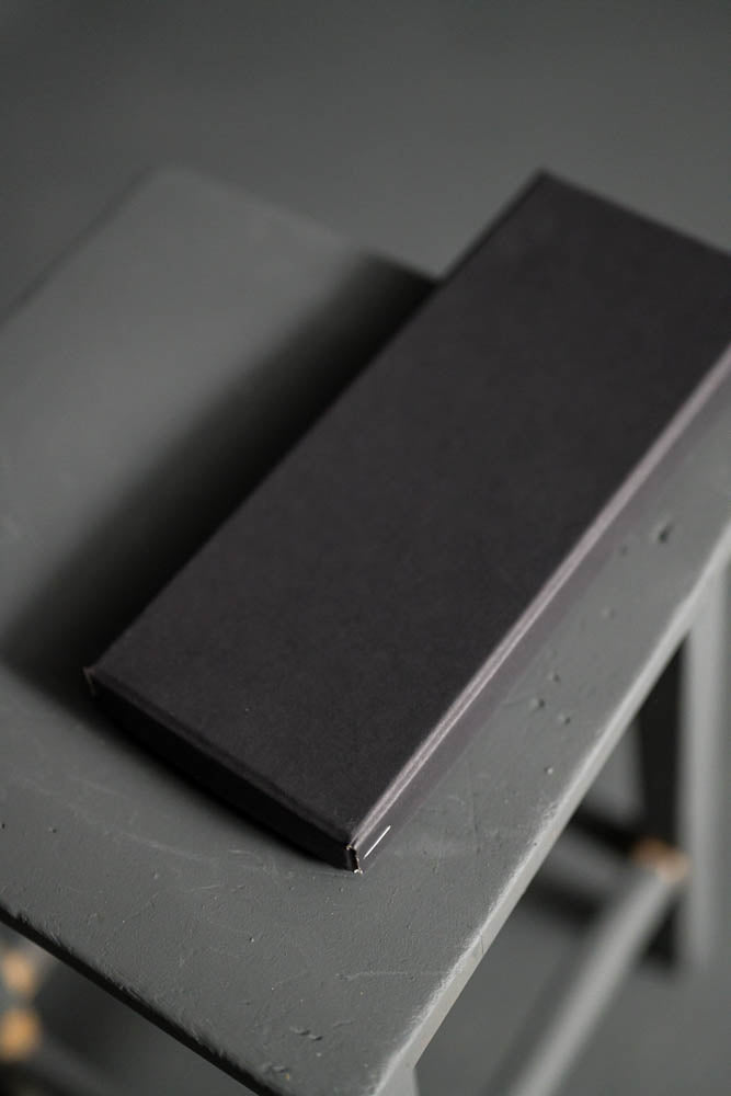 10″ Black Box