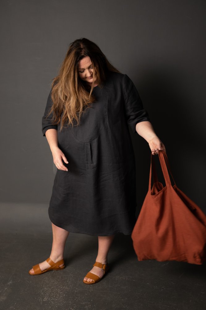 Scuttle Black 185