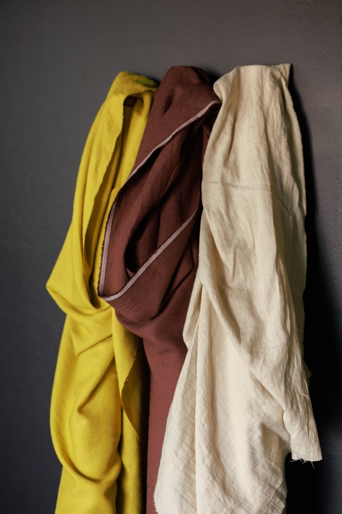 European Laundered Linen - Vanilla 185
