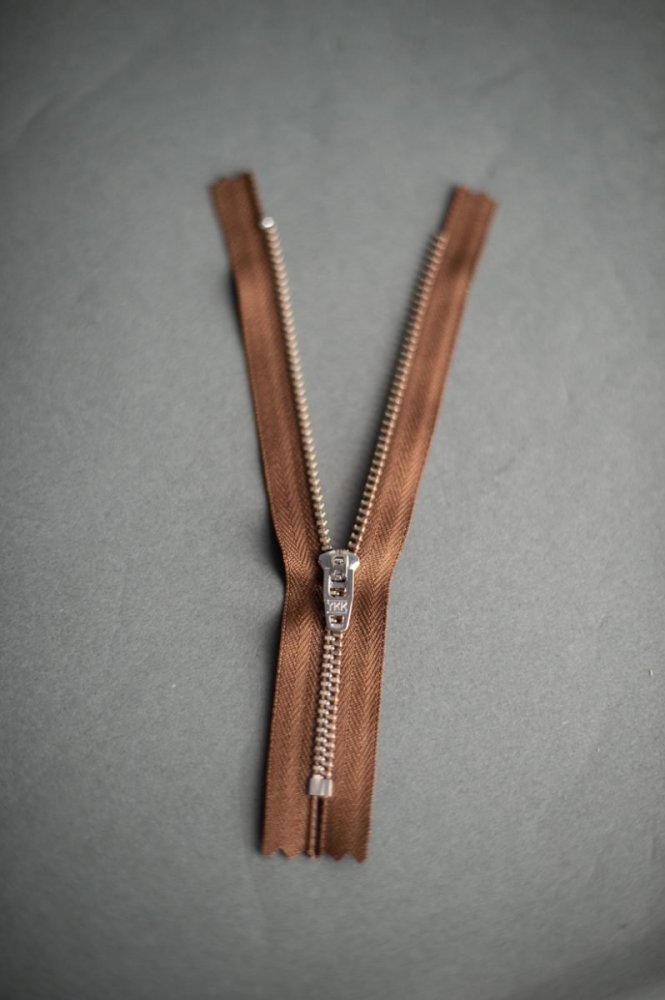 16cm Zip (Landgate)