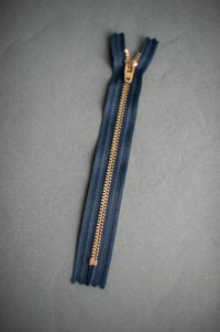 16cm Zip (Landgate)