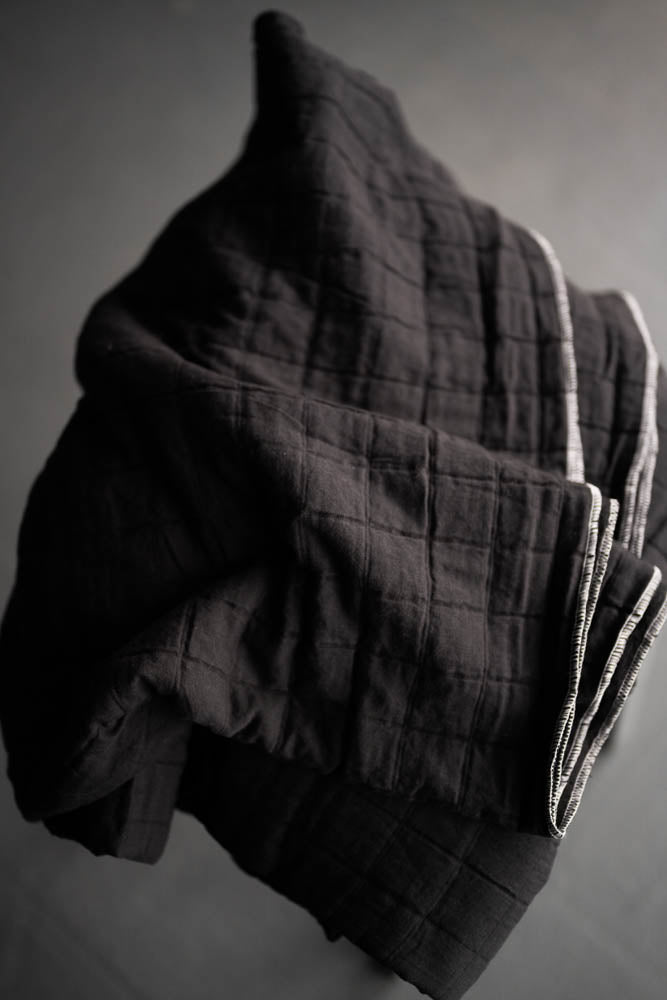 Remnant (Lunar Black Jacquard Square)