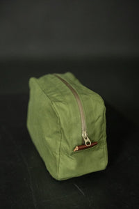The Francli Dopp Bag PDF