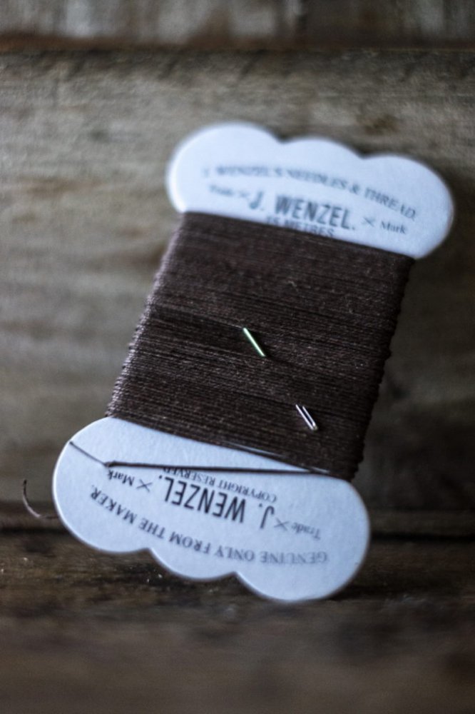 Wenzel Linen Thread